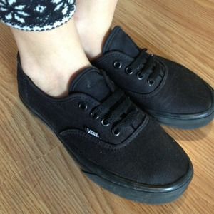 Women's classics vans- black