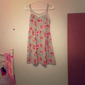 Mint dress w/ Red/Blue floral print, lace inset