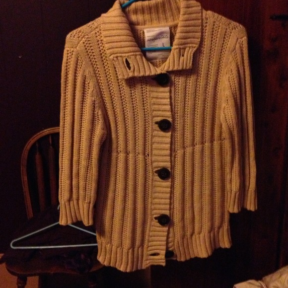 Button up sweater - Picture 1 of 2