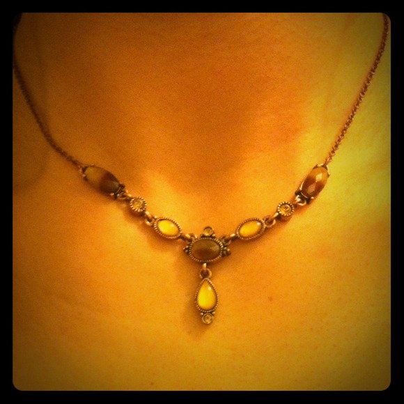 2028 Vintage Inspired necklace