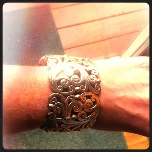 REDUCED Brighton Madrid Lace hinged bangle