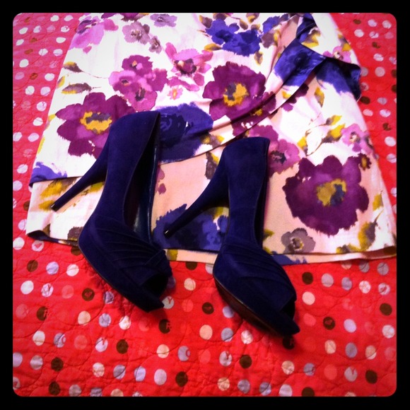 Reduced!!!! Adorable peeptoe heels (blue) 👠👠