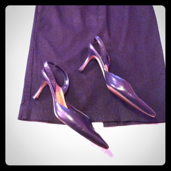 Nice work appropriate heels.