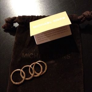 Michael kors authentic New 4 stack gold Ring .💍