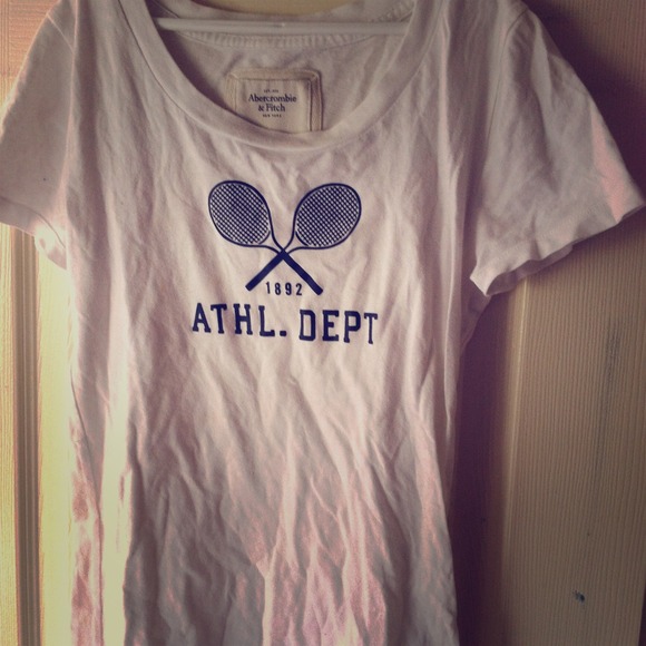 Abercombie n Fitch t-shirt