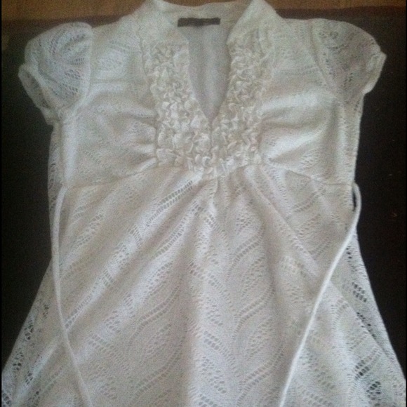 a nice casual and career womens blouse .