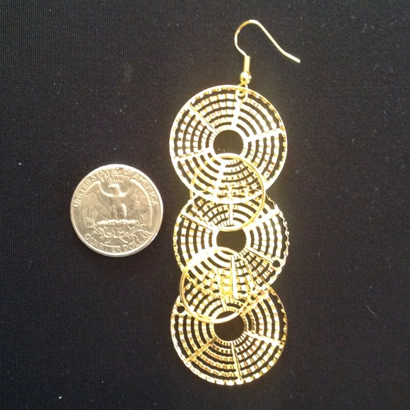 NEVER USED! Three Circle Gold Colored Earrings - Picture 2 of 2