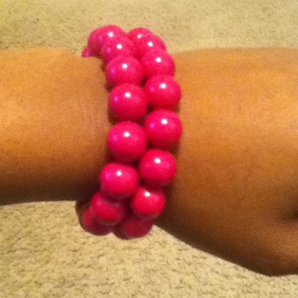 Pink bracelets - Picture 2 of 2