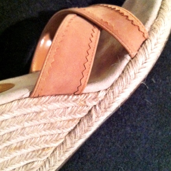 New in Box Style&co. Camel Espadrills - Picture 2 of 3