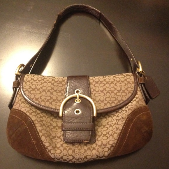 Coach Handbags - Reduced Coach authentic small handbag