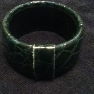 Dark green bracelet