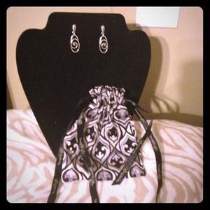 ❌REDUCED❌Brighton earrings & Brighton bag