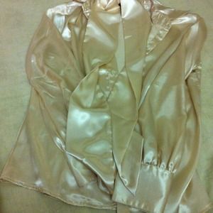 MetroStyle blouse NWOT never been worn
