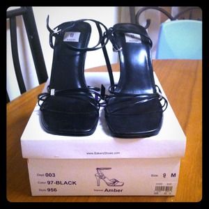 BAKERS Amber in Black w/ cz accent on the straps