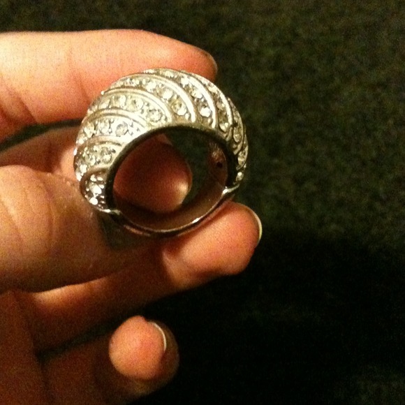 Cute ring!:) - Picture 2 of 2