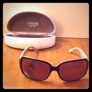🎀Coach sunglasses!🎀