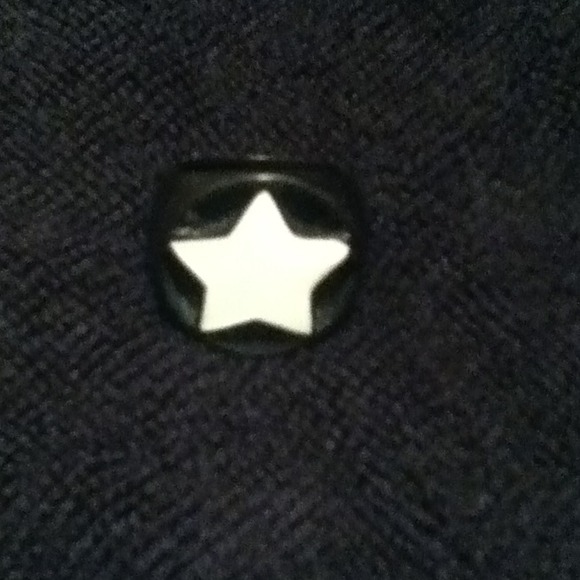 Black ring with white star