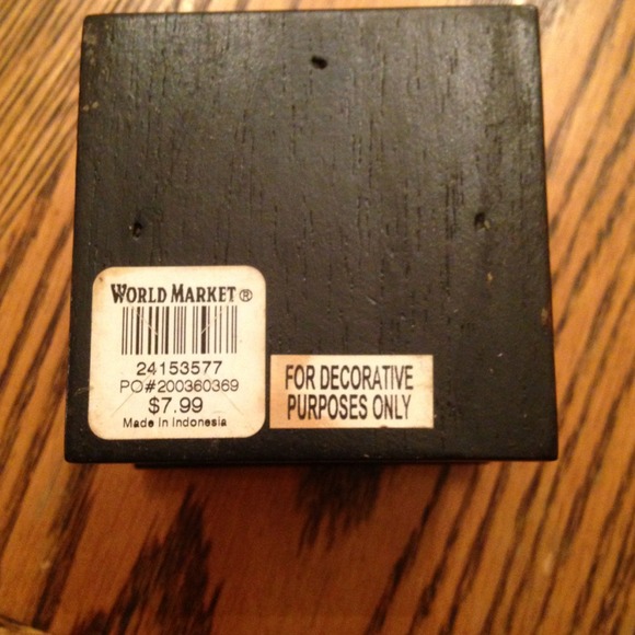 Small Jewelry Box - Picture 4 of 4