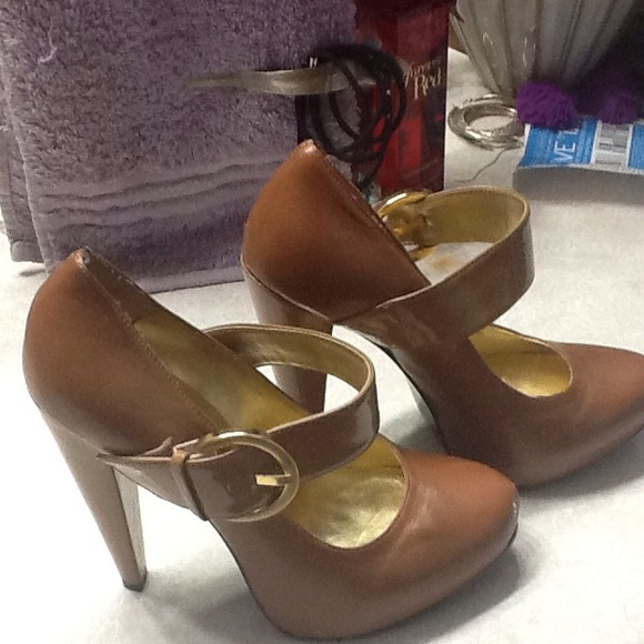 Cathy Jean Mary Jane Pump