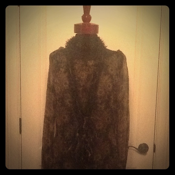 Sheer peasant blouse and black cami set - Picture 1 of 4