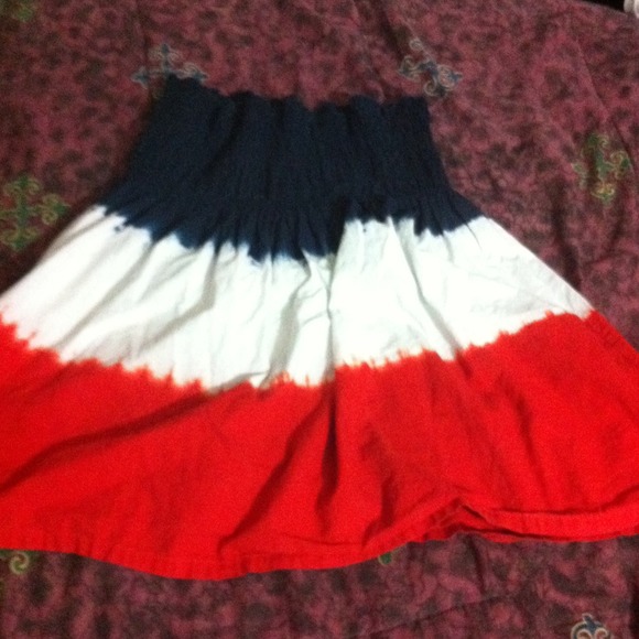 Red white and blue strapless top