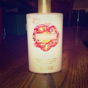 Luscious Kisses Lotion
