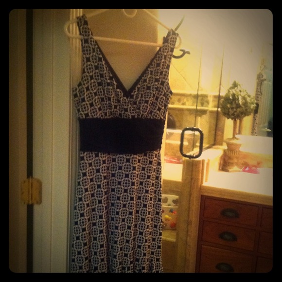 White House Black Market Retro Print Dress