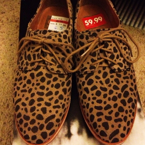 Dolce Vita DV Mini Cheetah Oxford - Picture 2 of 4