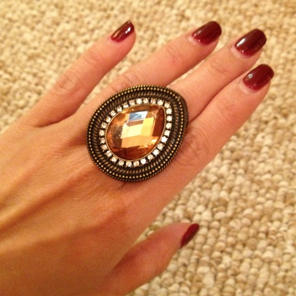 Jewelry - Cocktail Ring