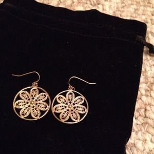 ❌SOLD IN BUNDLE❌ Earrings