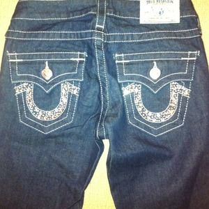 NWOT/New True Religion Jeans Crystal pockets
