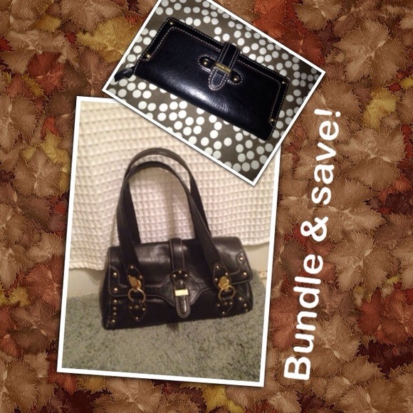 ❌❌SOLD❌❌ Michael Kors Bag & Wallet