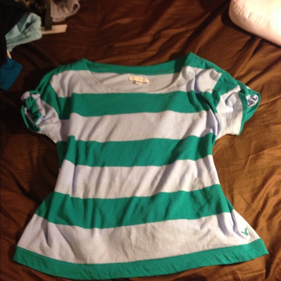 American eagle blue striped shirt ! Size xs - Picture 2 of 2