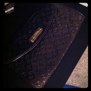 🌟RESERVED🌟eplica Louis Vuitton clutch