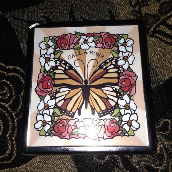 Metal case with lighter designed by Call A Rose