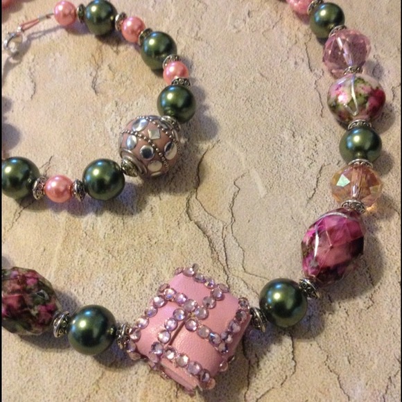 Pink and Green necklace set