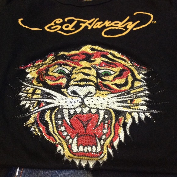 Women's large Ed Hardy long sleeve shirt