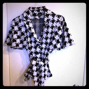 Fun short sleeve jacket