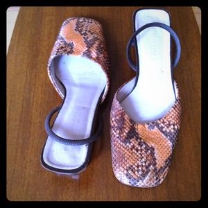 Snake skin Kenneth Cole shoe