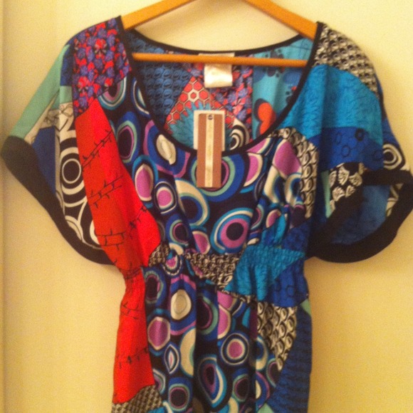 BUNDLE/RESERVE @dnachick Matty m blouse & Flow top