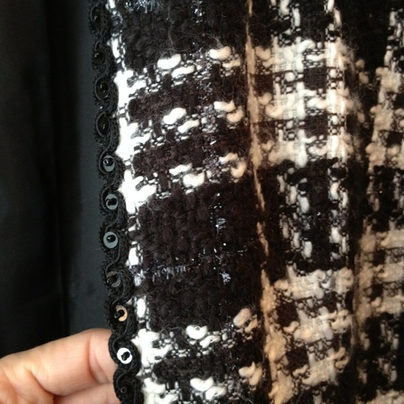 Black and white dress jacket. - Picture 2 of 3