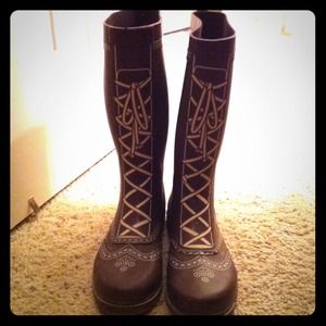 ⚠RESERVED BUNDLE ⚠Rain boots and Winter coat