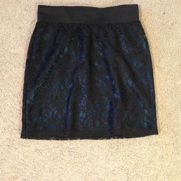 Forever 21 Dresses & Skirts - Teal Lined Black Lace Elastic Waist Skirt!
