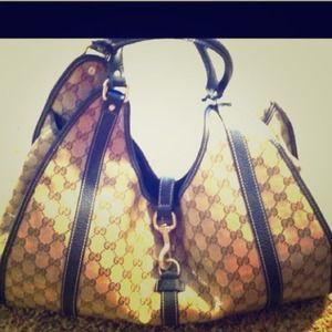 ☀REDUCED☀ Authentic Gucci Crystal Bardot
