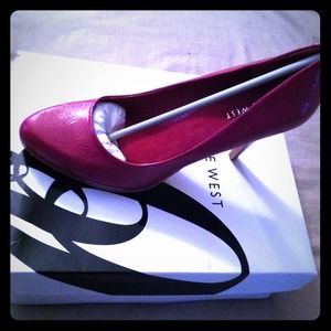 *Traded*Nine West heels NWOT
