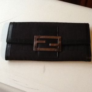 Authentic Fendi wallet-HOLD FOR @ TEMPLE