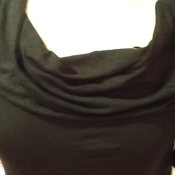 ***SOLD*** New Ann Taylor Off Shoulder Lightweight - Picture 3 of 3