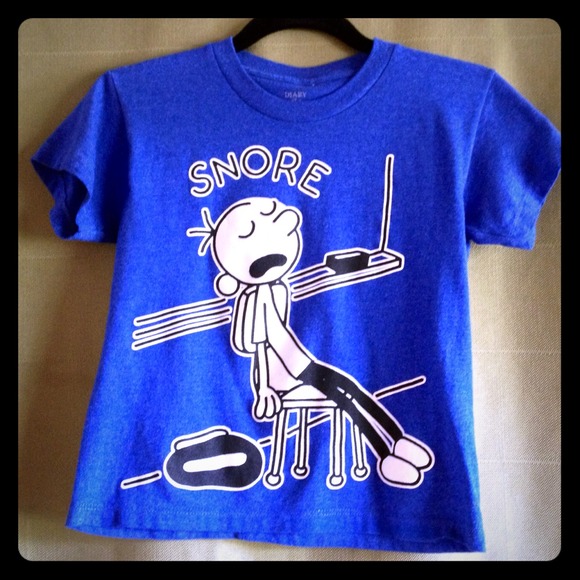 NWOT boys shirt.