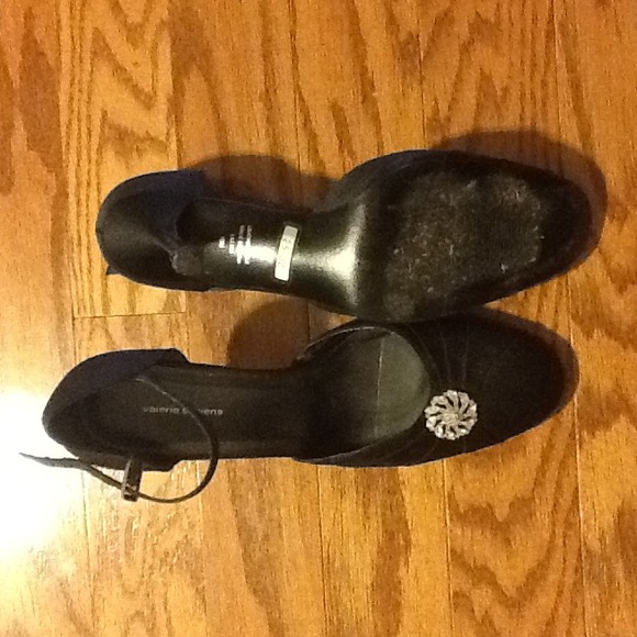 Beautiful art deco style black silk heels - Picture 3 of 4