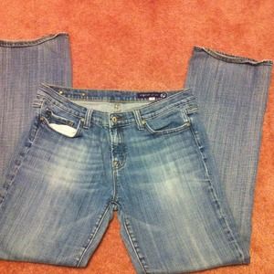 REDUCED Vigoss bootcut jeans